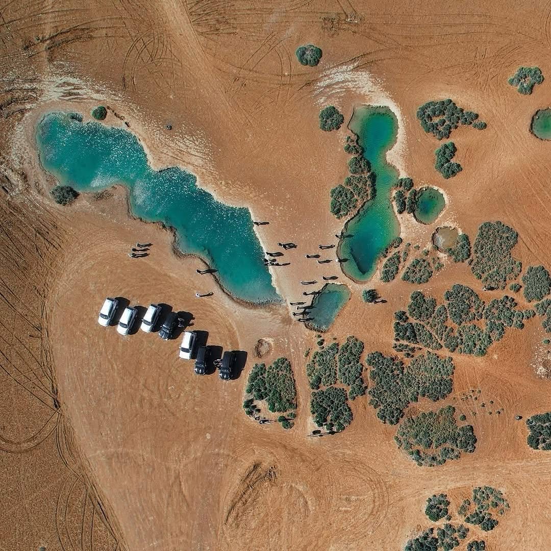 Le pozze saline della sebkha Imlili, nell’area di Dakhla, nel Sahara occidentale.
